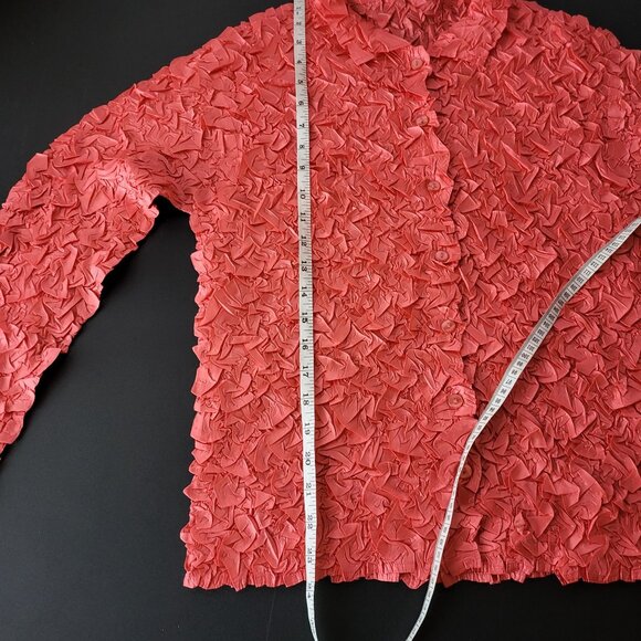 Pink Popcorn Button Front Long Sleeve Shirt Size Medium Crinkle Stretch Y2K - Picture 8 of 8